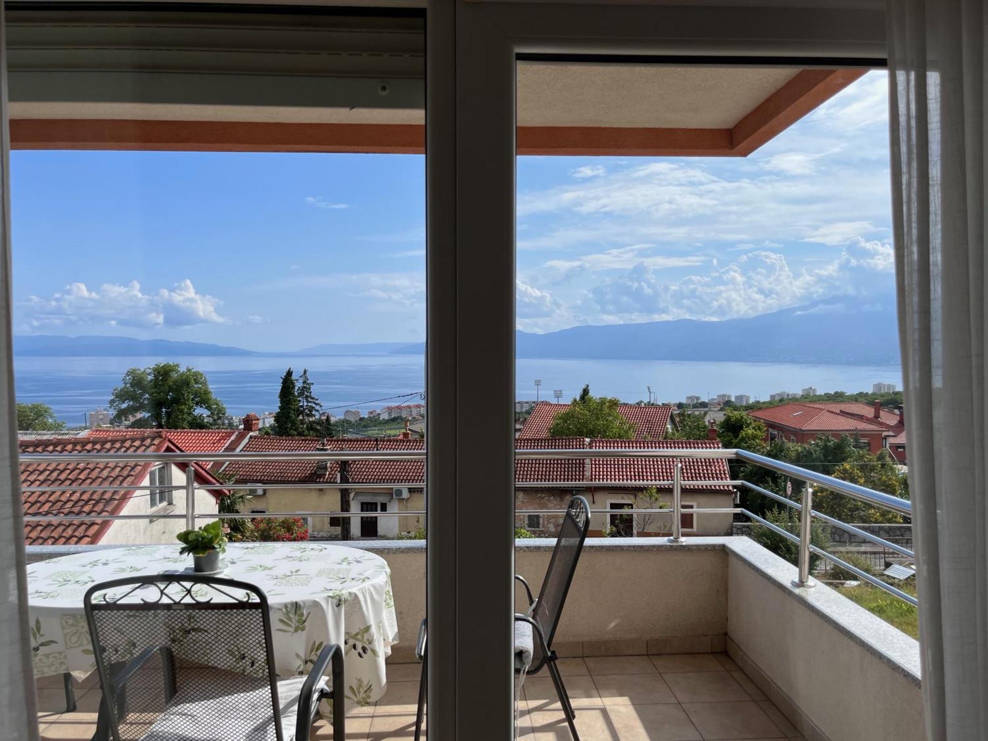 Peachy House Apartment Rijeka Exterior photo